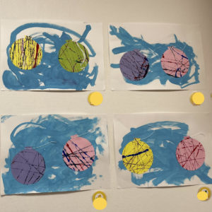 コロコロ ビー玉で絵の具遊び 社会福祉法人富谷福祉会